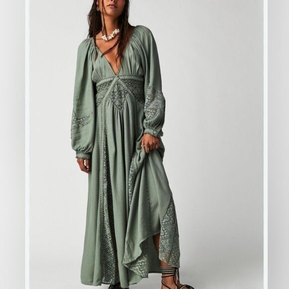 Free People Dresses & Skirts - Free People Golden Hour Maxi Dress Size Medium